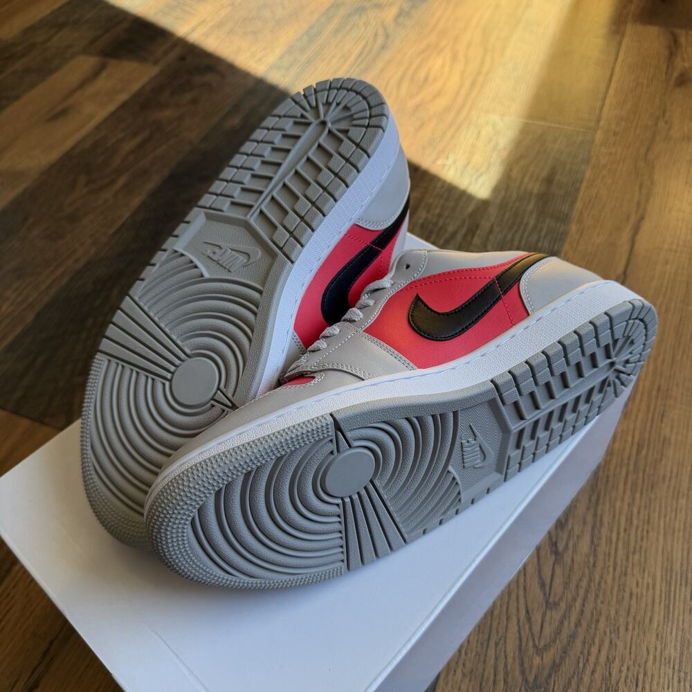 Nike Air Jordan 1 Low Light Iron Ore Black Siren Red Womens 11 DC0774-060 - Picture 6 of 12